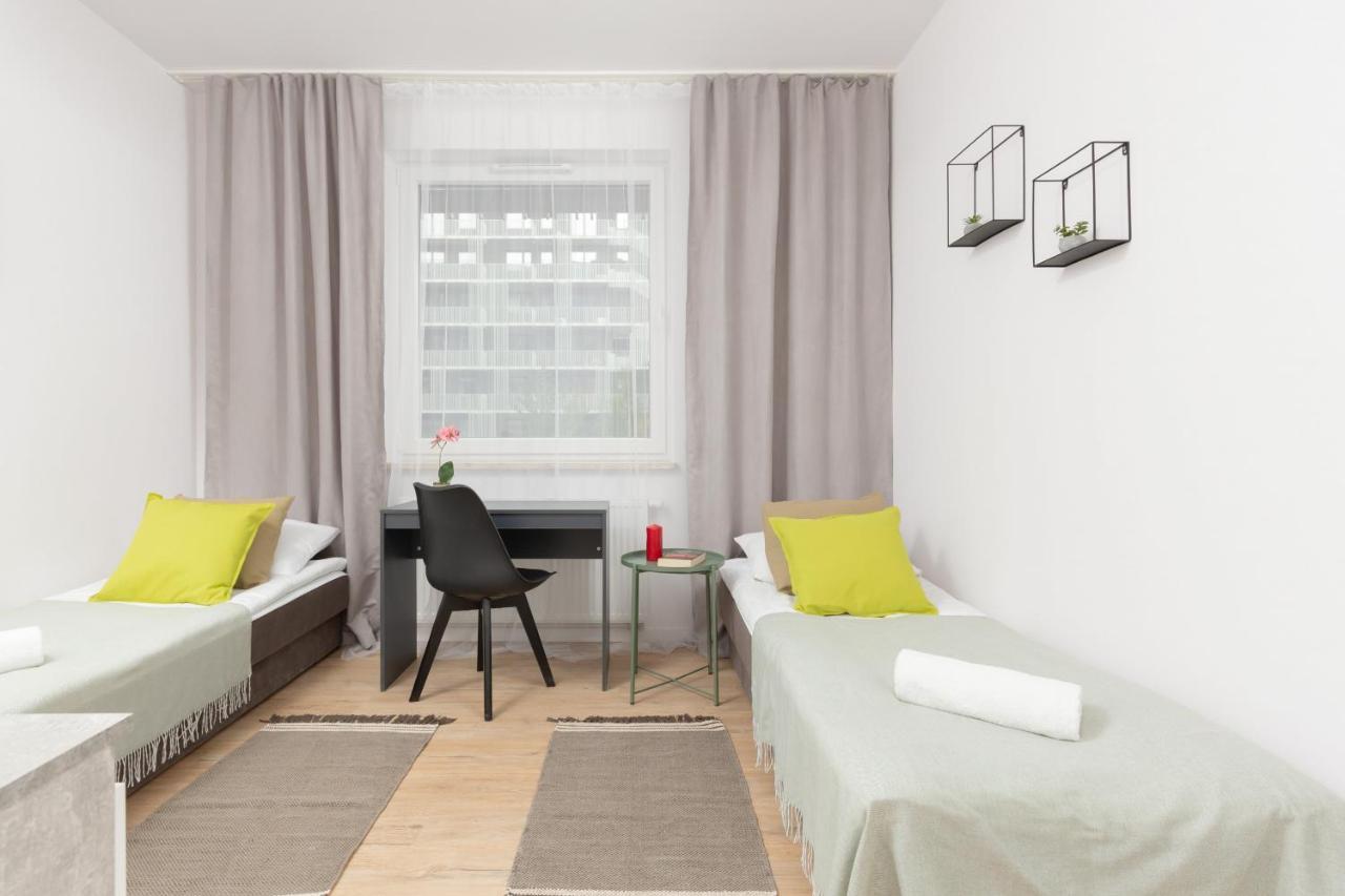 Stacja Wola Apartment Guminska By Noclegi Renters Warszawa Eksteriør bilde