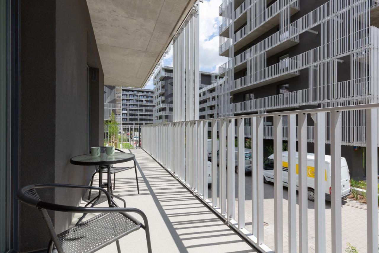 Stacja Wola Apartment Guminska By Noclegi Renters Warszawa Eksteriør bilde
