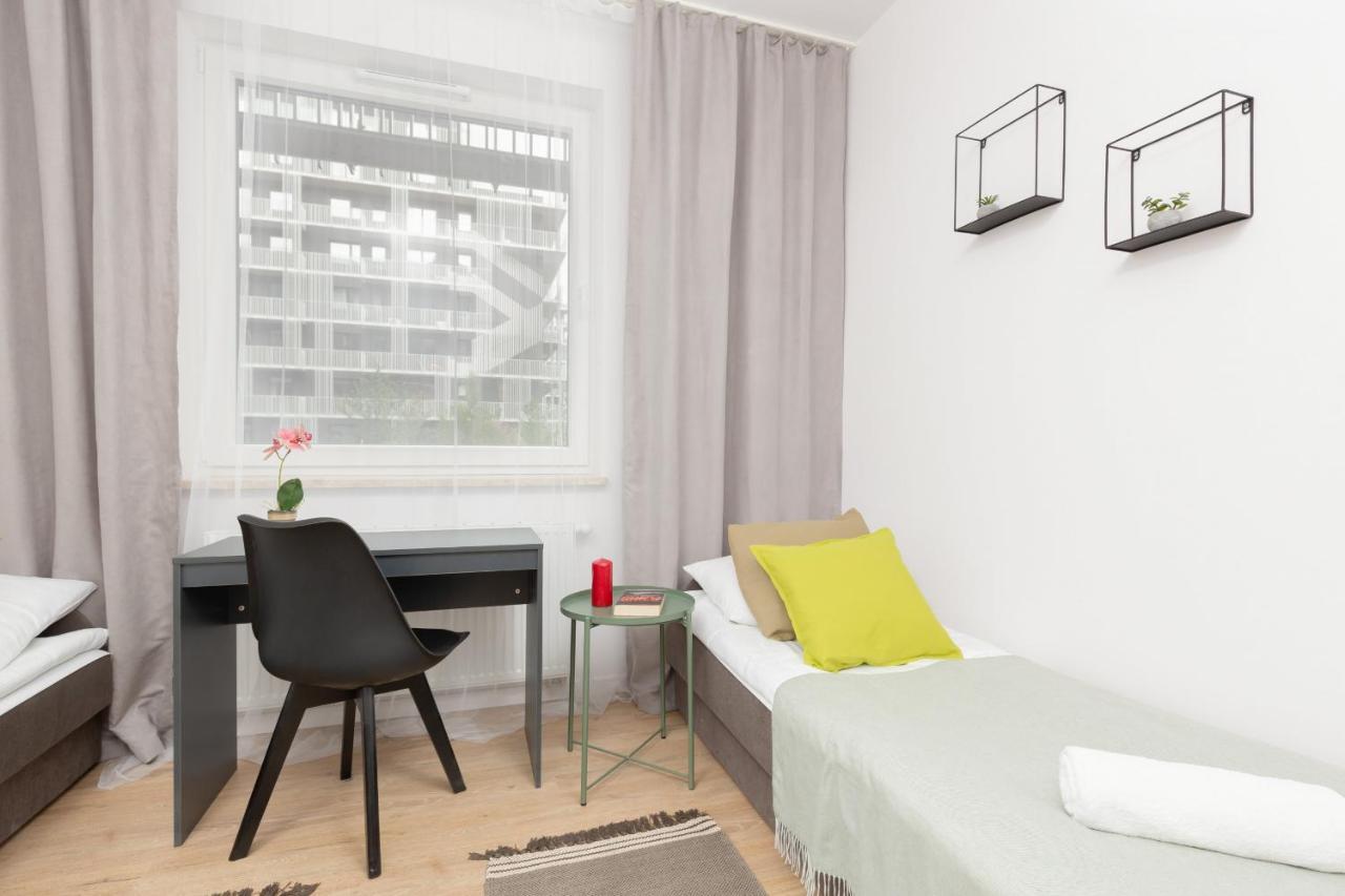 Stacja Wola Apartment Guminska By Noclegi Renters Warszawa Eksteriør bilde